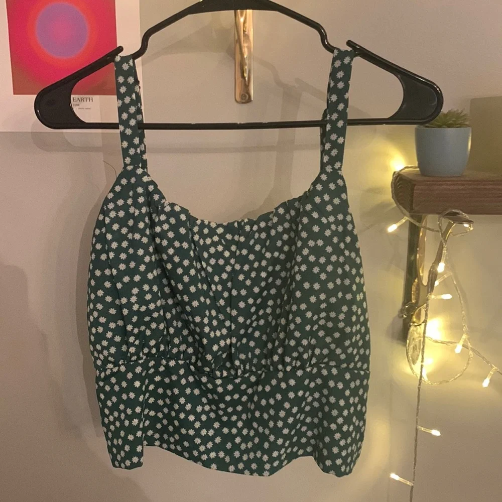 Shein tank top - Picture 1 of 2